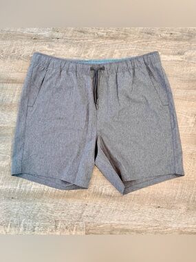 Eddie Bauer Mens XXL Pull On Shorts Gray Caviar Stretch Performance NWT